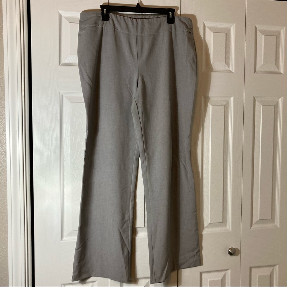 Briggs New York pull on dress pants